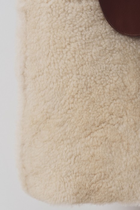 дубленка из овчины из россии вид сбоку