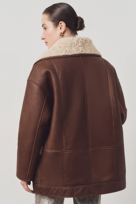 дубленка из овчины по цене 58750 руб вид справа