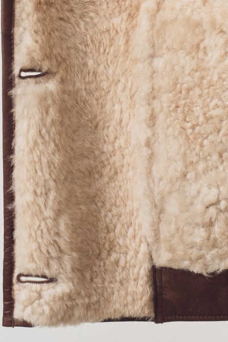 дубленка из овчины из россии вид сбоку