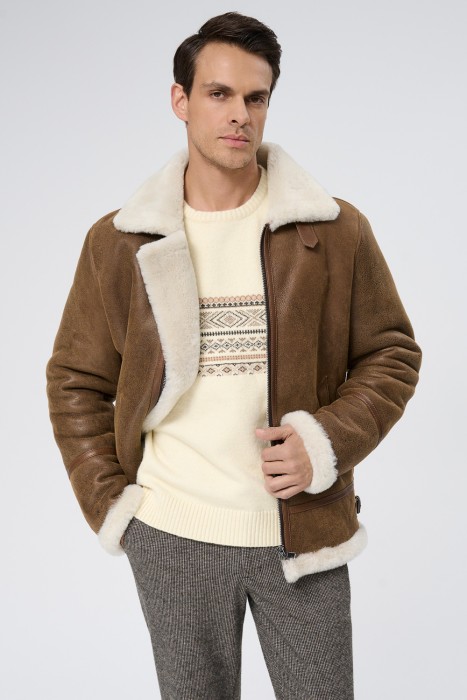 дубленка из овчины от бренда снежная королева вид слева