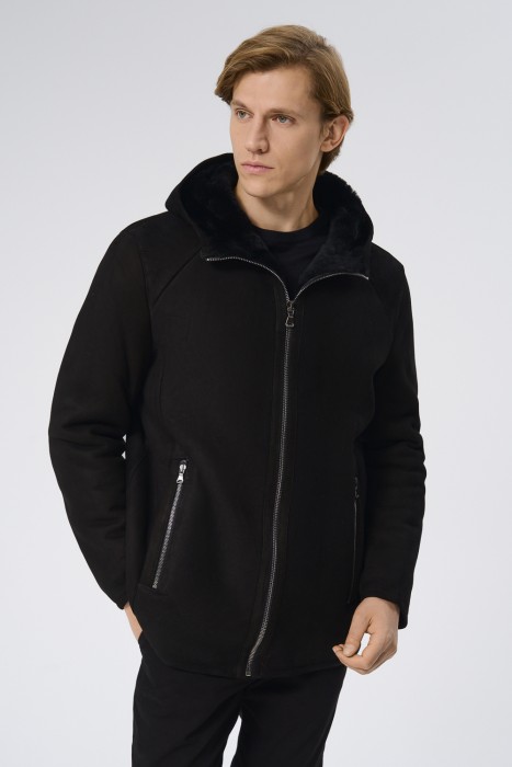 дубленка из овчины от бренда снежная королева вид слева