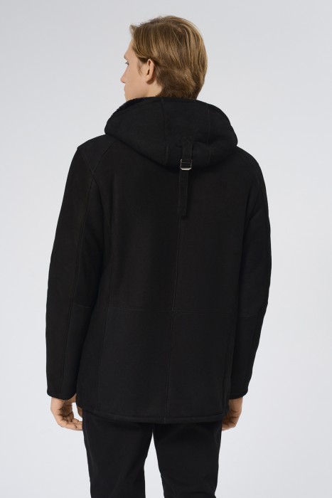 дубленка из овчины по цене 33590 руб вид справа