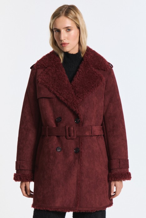 дубленка из шерсти с поясом от бренда снежная королева вид слева