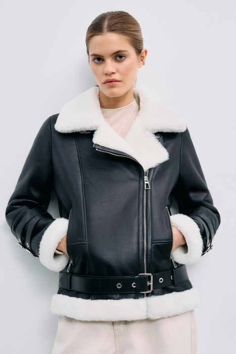 Товар с артикулом 779660003 вид сзади