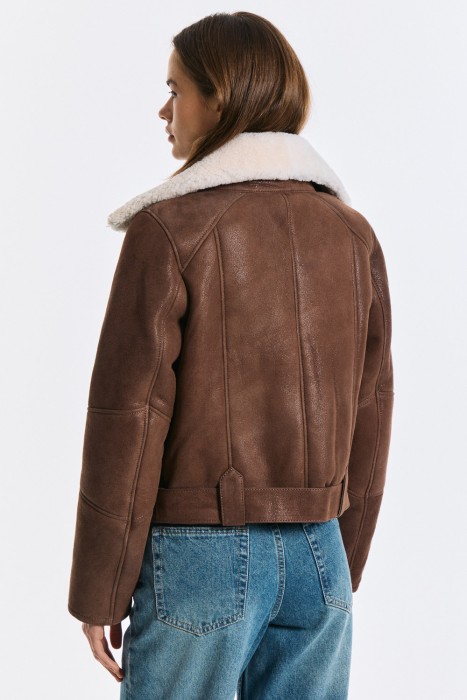 дубленка-косуха из овчины из россии вид сбоку