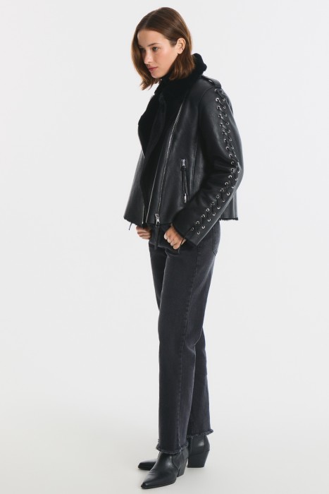 дубленка-косуха из овчины из россии вид сбоку