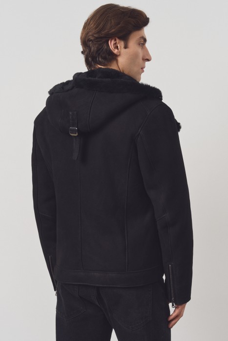 дубленка-косуха из овчины по цене 33800 руб вид справа