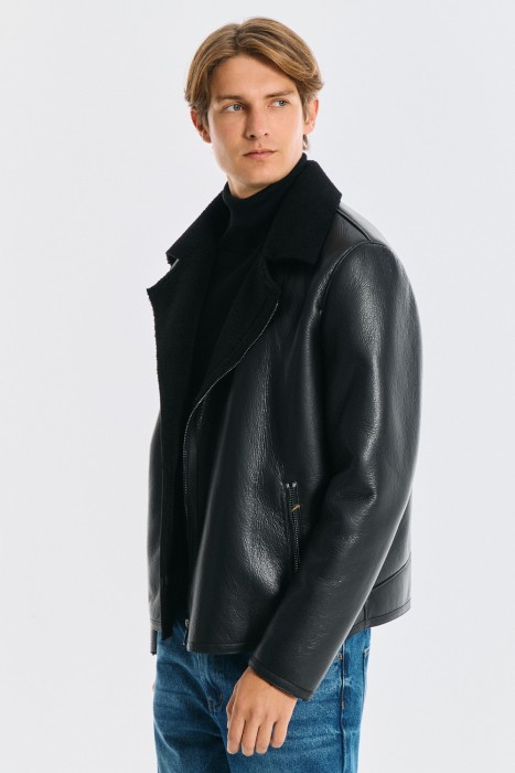 дубленка-косуха по цене 7330 руб вид справа