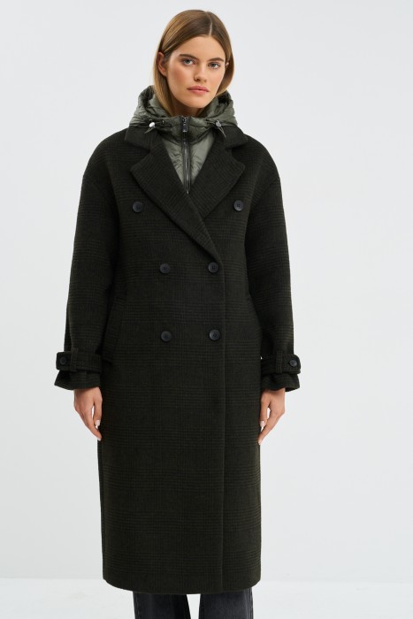 двубортное пальто с капюшоном от бренда снежная королева вид слева