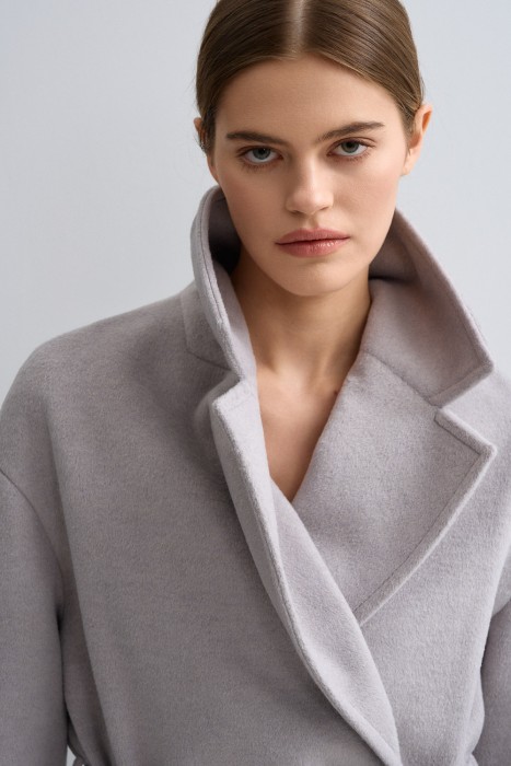 двубортное пальто с поясом из россии вид сбоку