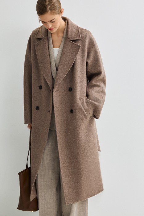 двубортное пальто с поясом из россии вид сбоку