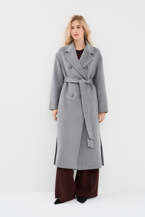 двубортное пальто с поясом от бренда снежная королева вид слева
