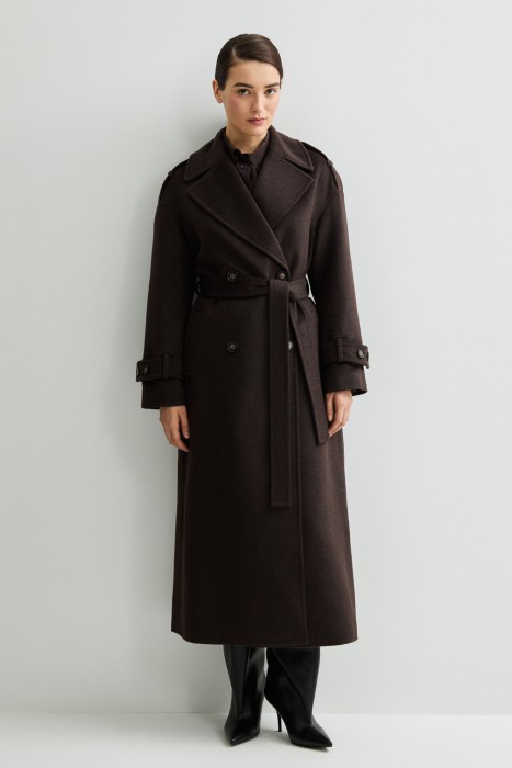 двубортное пальто с поясом от бренда снежная королева вид слева