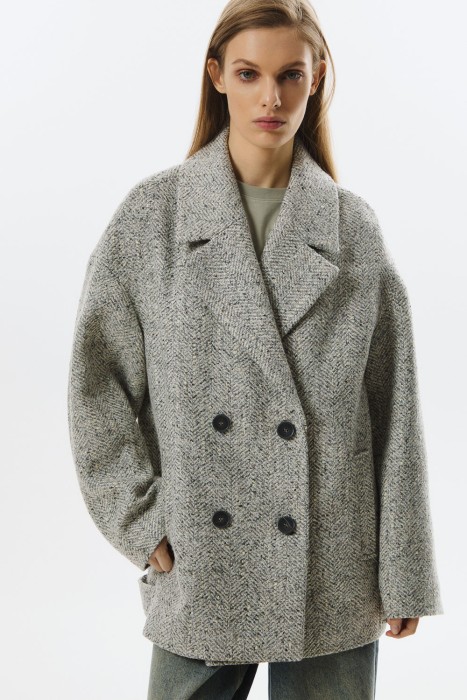 двубортное пальто от бренда снежная королева вид слева