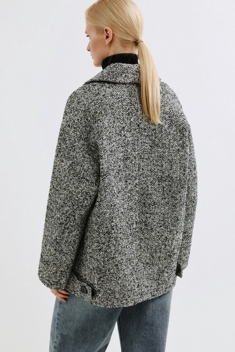 двубортное пальто от бренда снежная королева вид слева