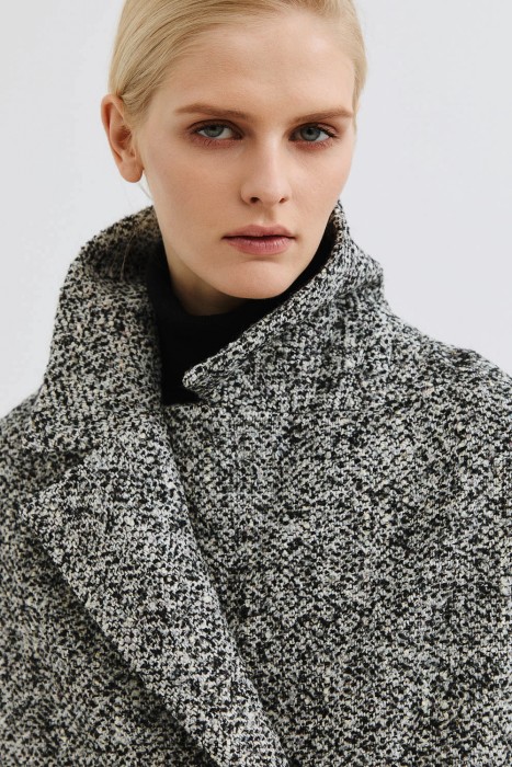 двубортное пальто из россии вид сбоку