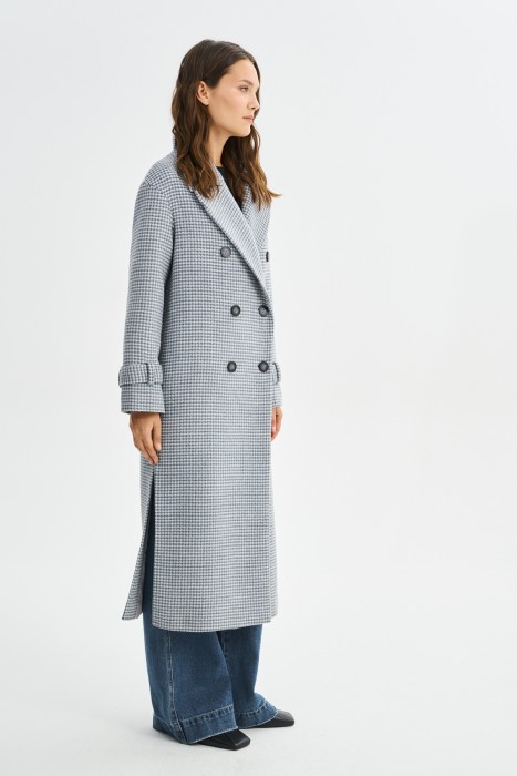 двубортное пальто из россии вид сбоку