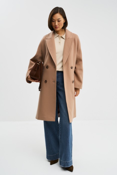 двубортное пальто от бренда снежная королева вид слева