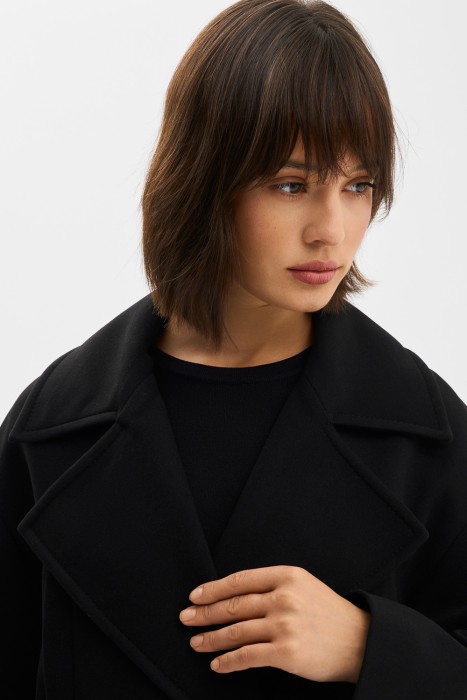 двубортное пальто из россии вид сбоку