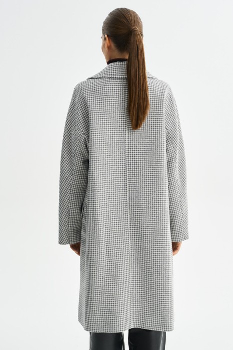 двубортное пальто по цене 11700 руб вид справа