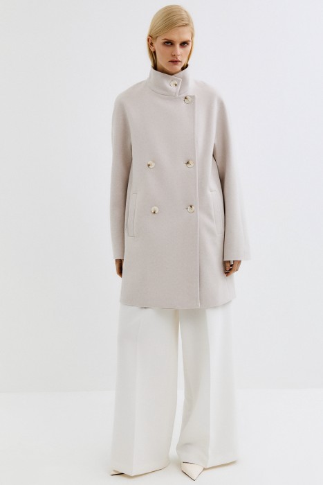 двубортное пальто от бренда снежная королева вид слева