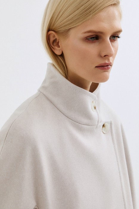 двубортное пальто из россии вид сбоку