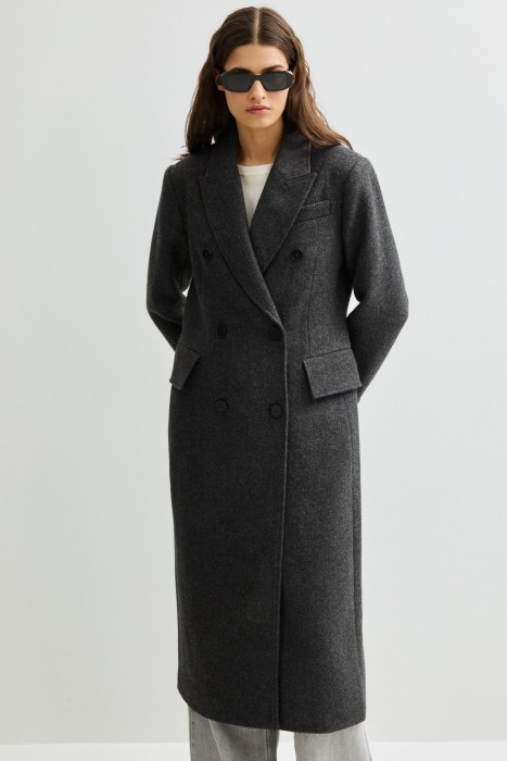 двубортное пальто от бренда снежная королева вид слева