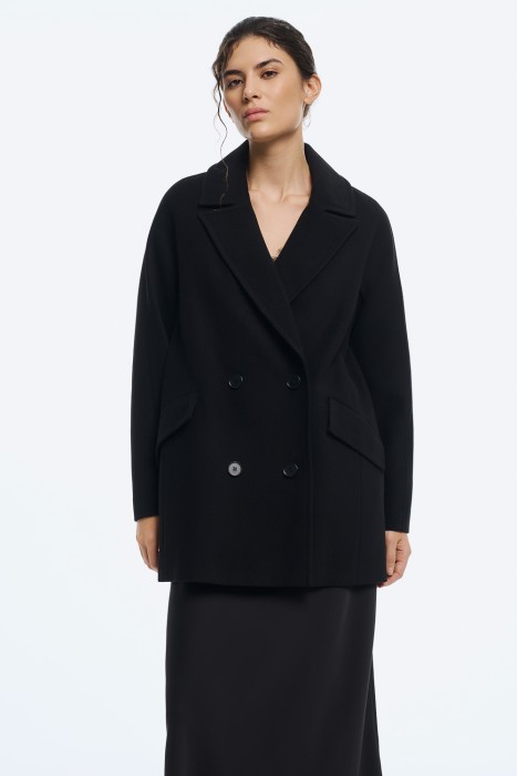 двубортное пальто от бренда снежная королева вид слева