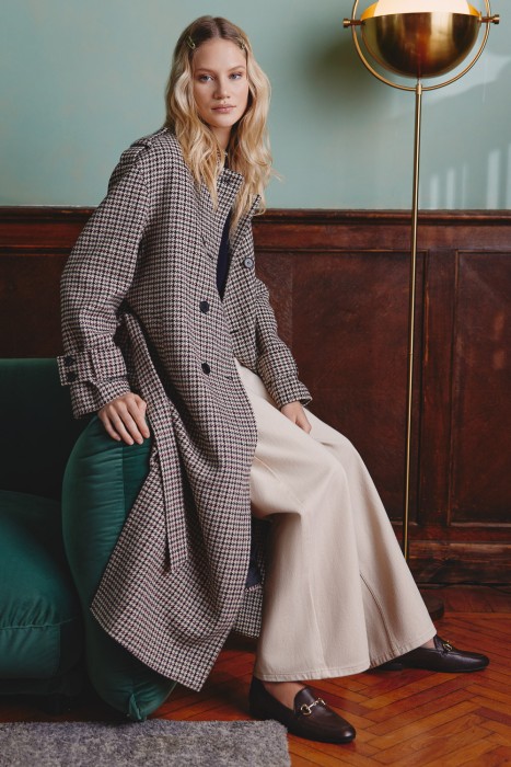 Товар с артикулом 742667003 вид сзади