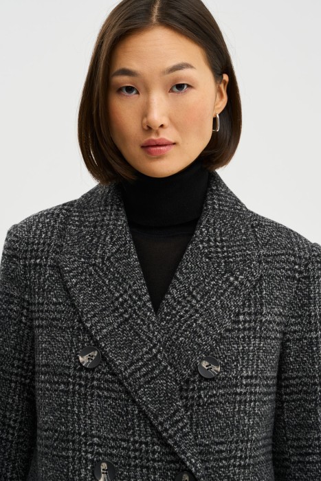 двубортное пальто из россии вид сбоку