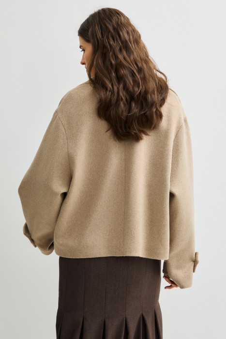 двубортное укороченное пальто по цене 14960 руб вид справа