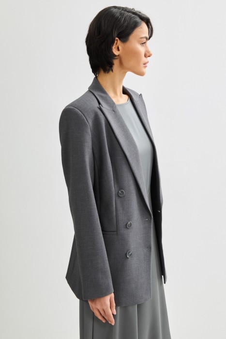 двубортный жакет по цене 3660 руб вид справа