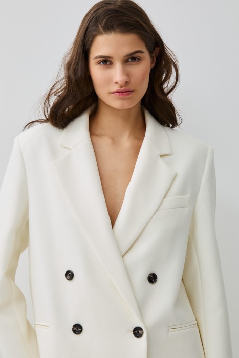 двубортный жакет из россии вид сбоку