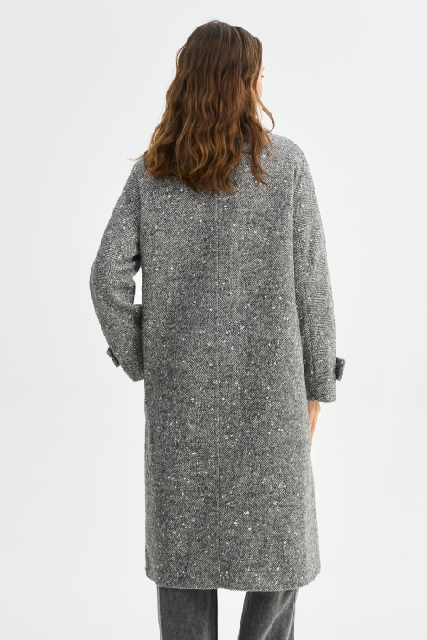 двуботное пальто по цене 12760 руб вид справа