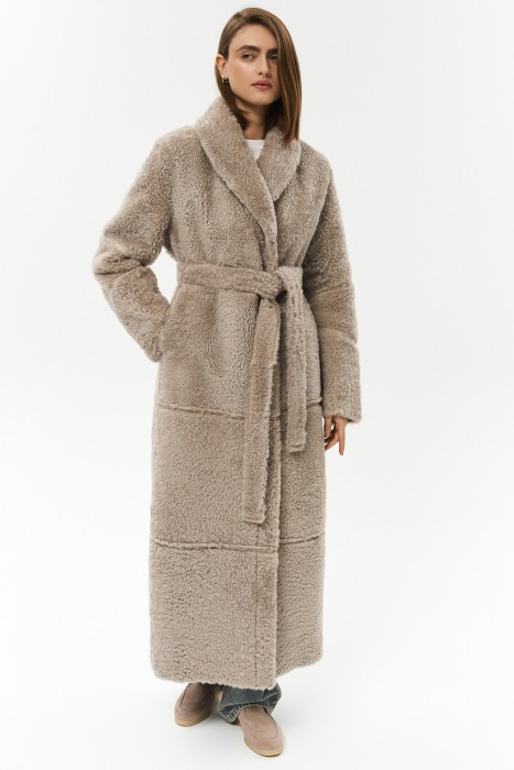 двусторонняя дубленка из овчины с поясом от бренда снежная королева вид слева