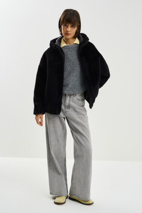 двусторонняя дубленка из овчины из россии вид сбоку