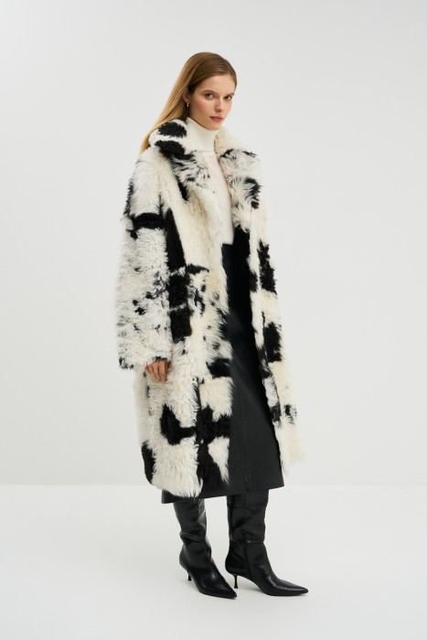 двусторонняя дубленка из овчины из россии вид сбоку