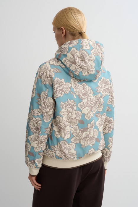 двустронняя куртка из россии вид сбоку