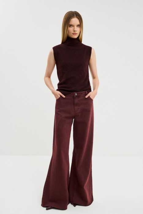 джемпер без рукавов от бренда снежная королева вид слева