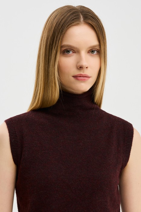 джемпер без рукавов из россии вид сбоку