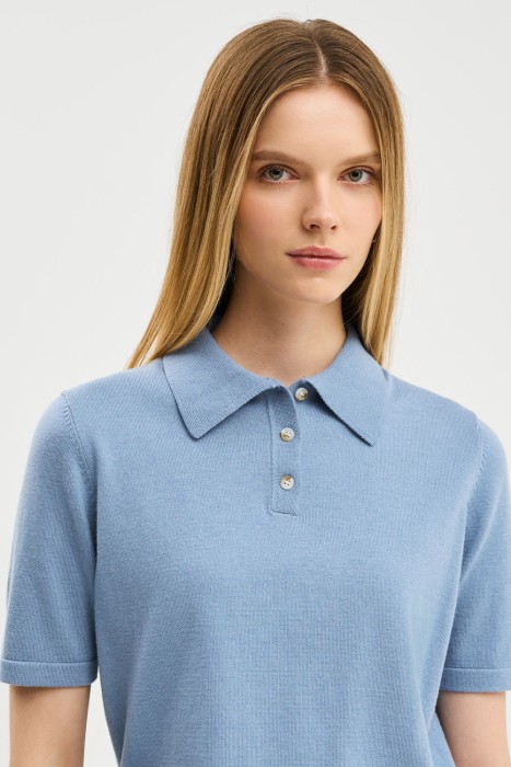 джемпер-поло с короткими рукавами из россии вид сбоку