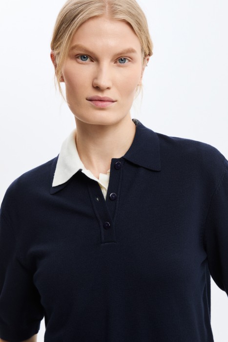 джемпер-поло из россии вид сбоку