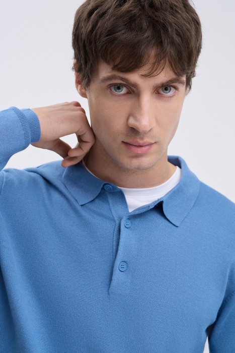 джемпер-поло из россии вид сбоку