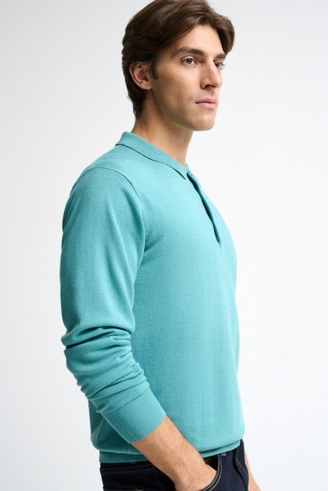 джемпер-поло от бренда снежная королева вид слева