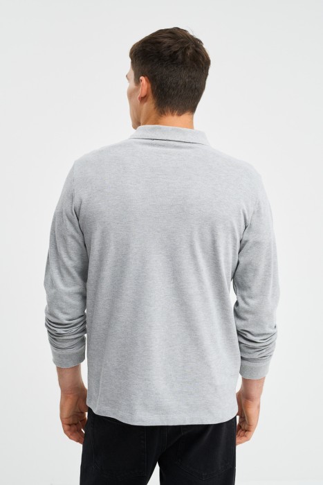 джемпер-поло по цене 1290 руб вид справа