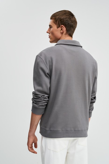 джемпер-поло по цене 1440 руб вид справа