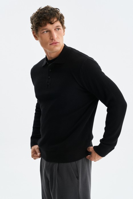 джемпер-поло из россии вид сбоку