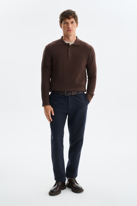 джемпер-поло по цене 1760 руб вид справа