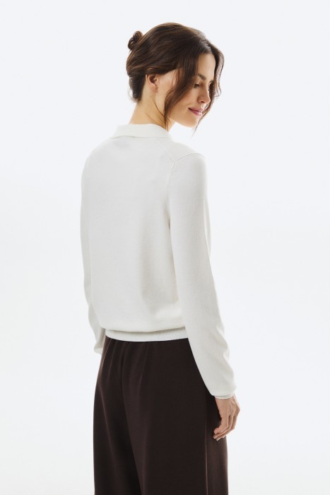 джемпер-поло по цене 1150 руб вид справа