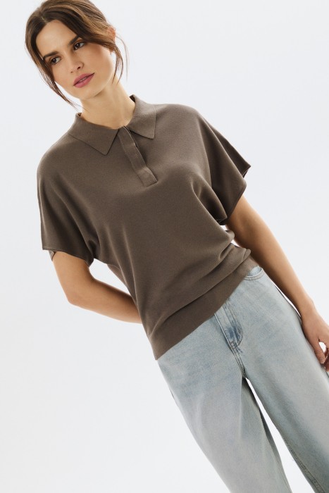 джемпер-поло от бренда снежная королева вид слева